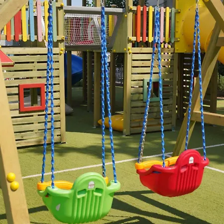 فندق Caprea مرمريس