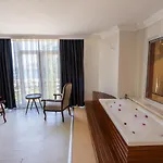 فندق Caprea 3*