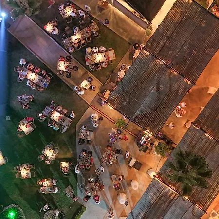 Hotel Caprea 3*